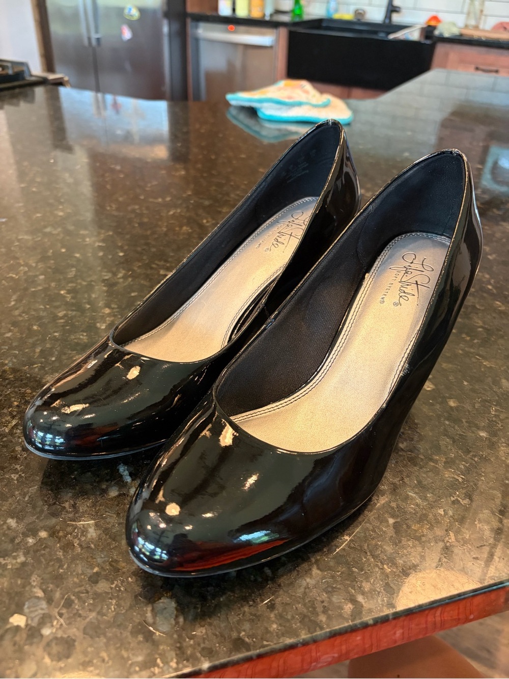 Life Stride Black Patent Round-Toe Heels